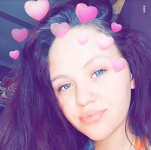 Meet your Posher, Annamaria